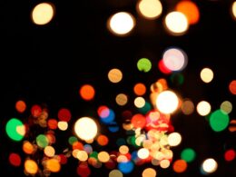 a blurry photo of a bunch of lights