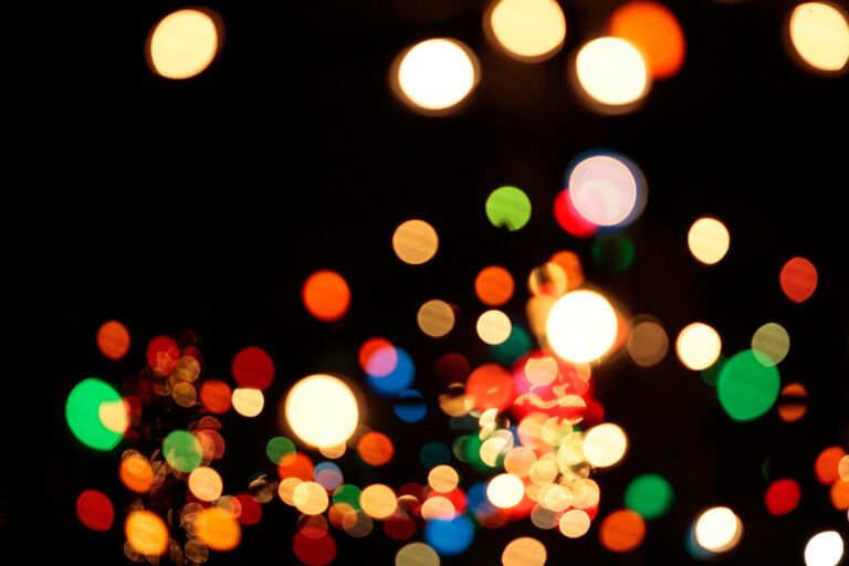 a blurry photo of a bunch of lights