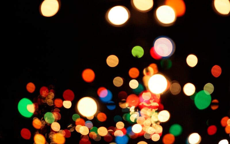 a blurry photo of a bunch of lights