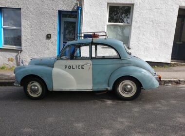 an old blue car